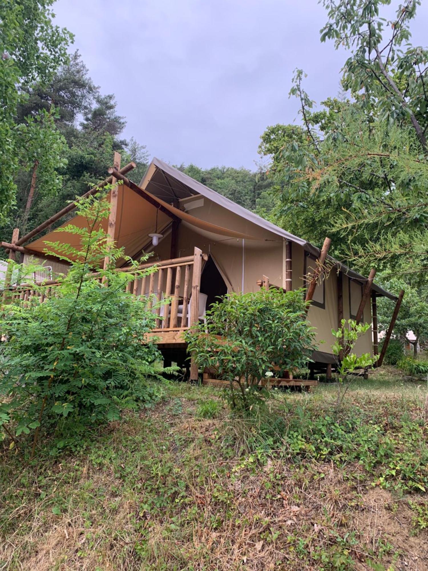 Camping Calme Et Nature Iserand Vion  Exterior foto